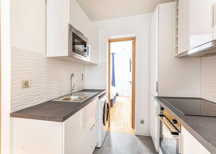 Charming Flat -1bdr 2p- Batignolles * Париж